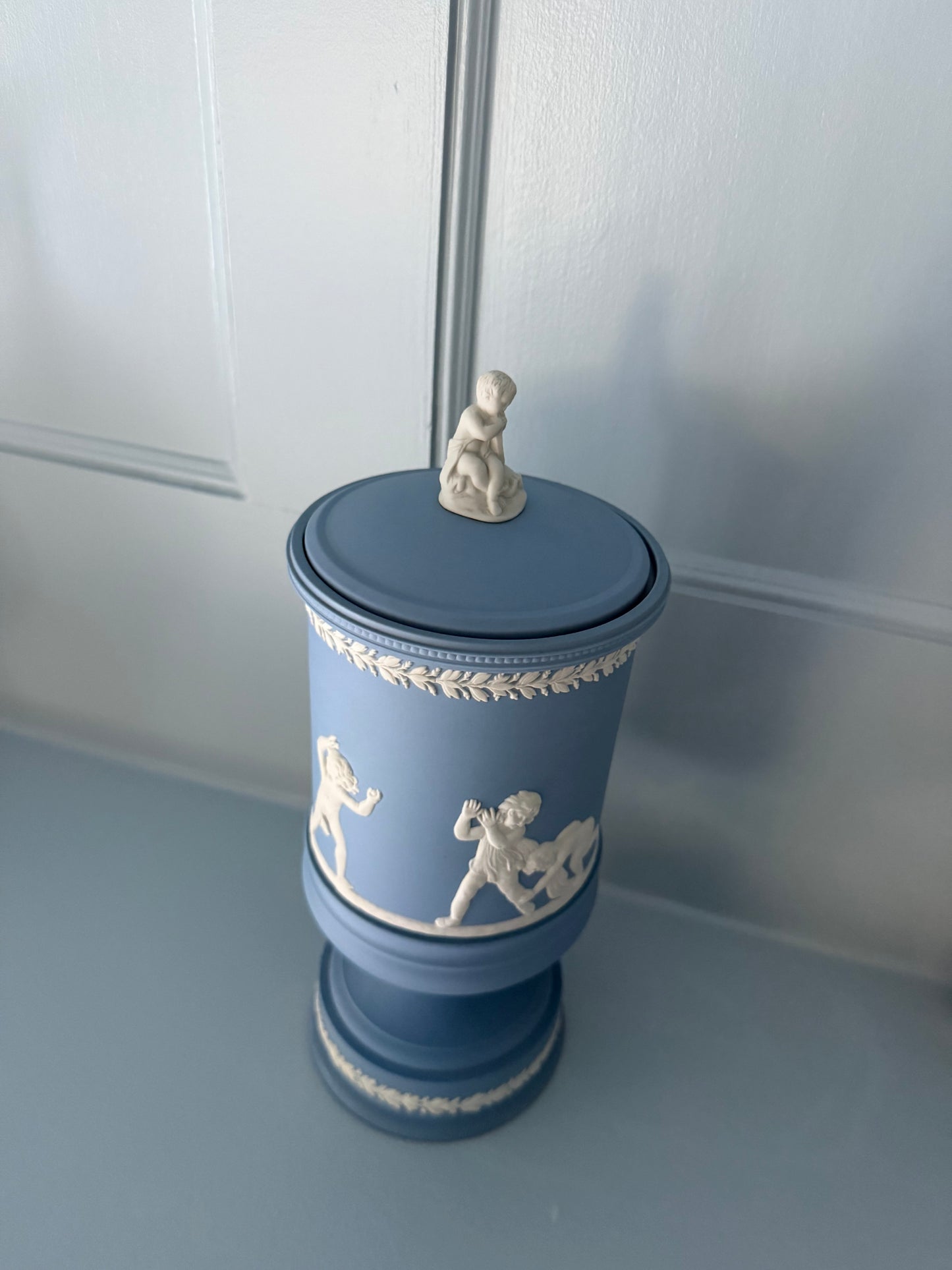 Wedgwood Jasperware Cream on Lavender Lidded Urn with Cherubs