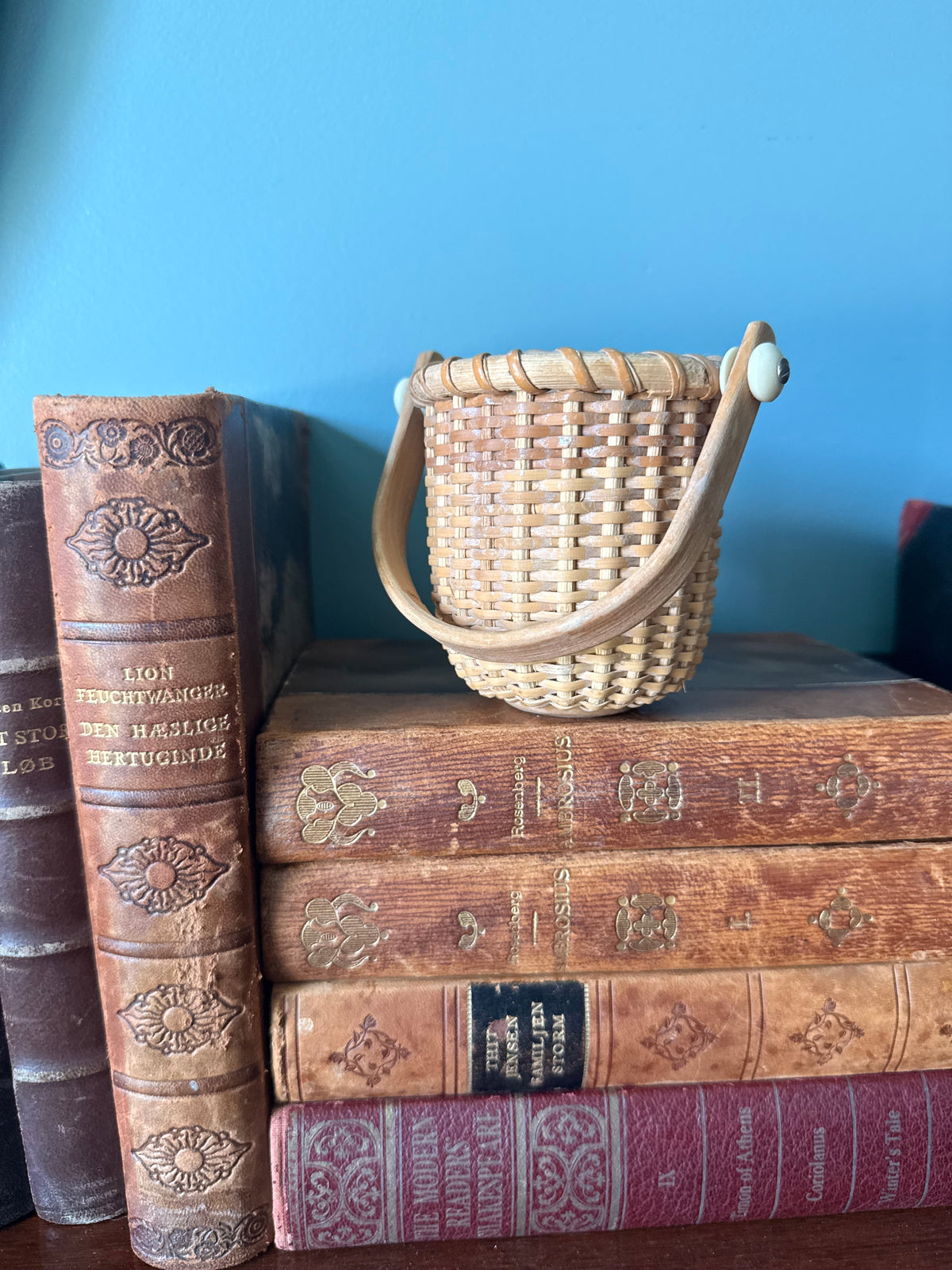 Mini Nantucket Style Handled Basker