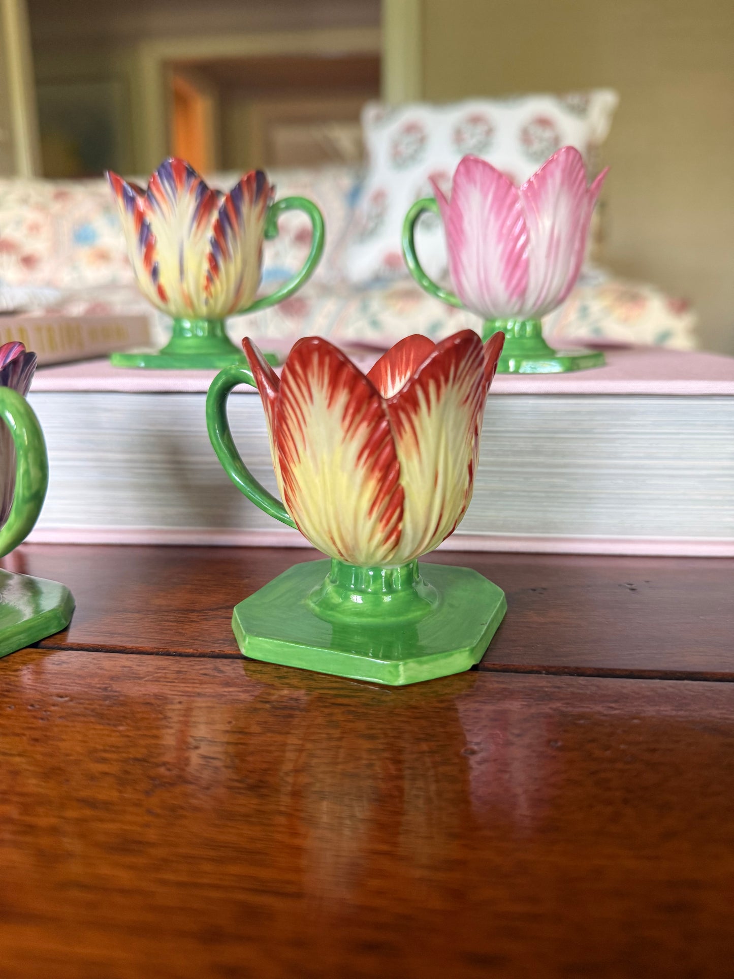Mottahedeh Historic Charleston Hand-Painted Porcelain Tulip Cups