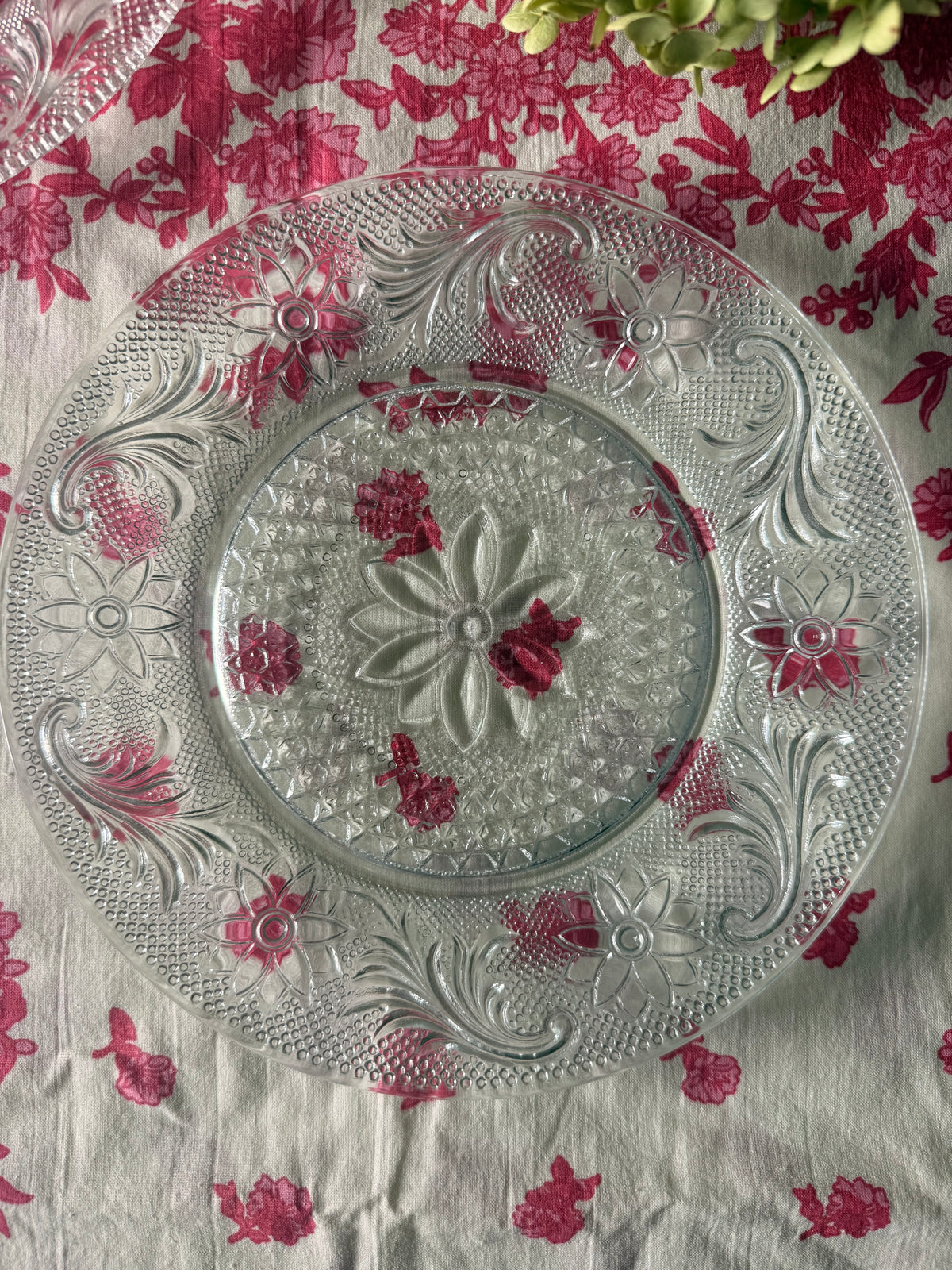Vintage Indiana Glass Company Sandwich Clear Luncheon Plates