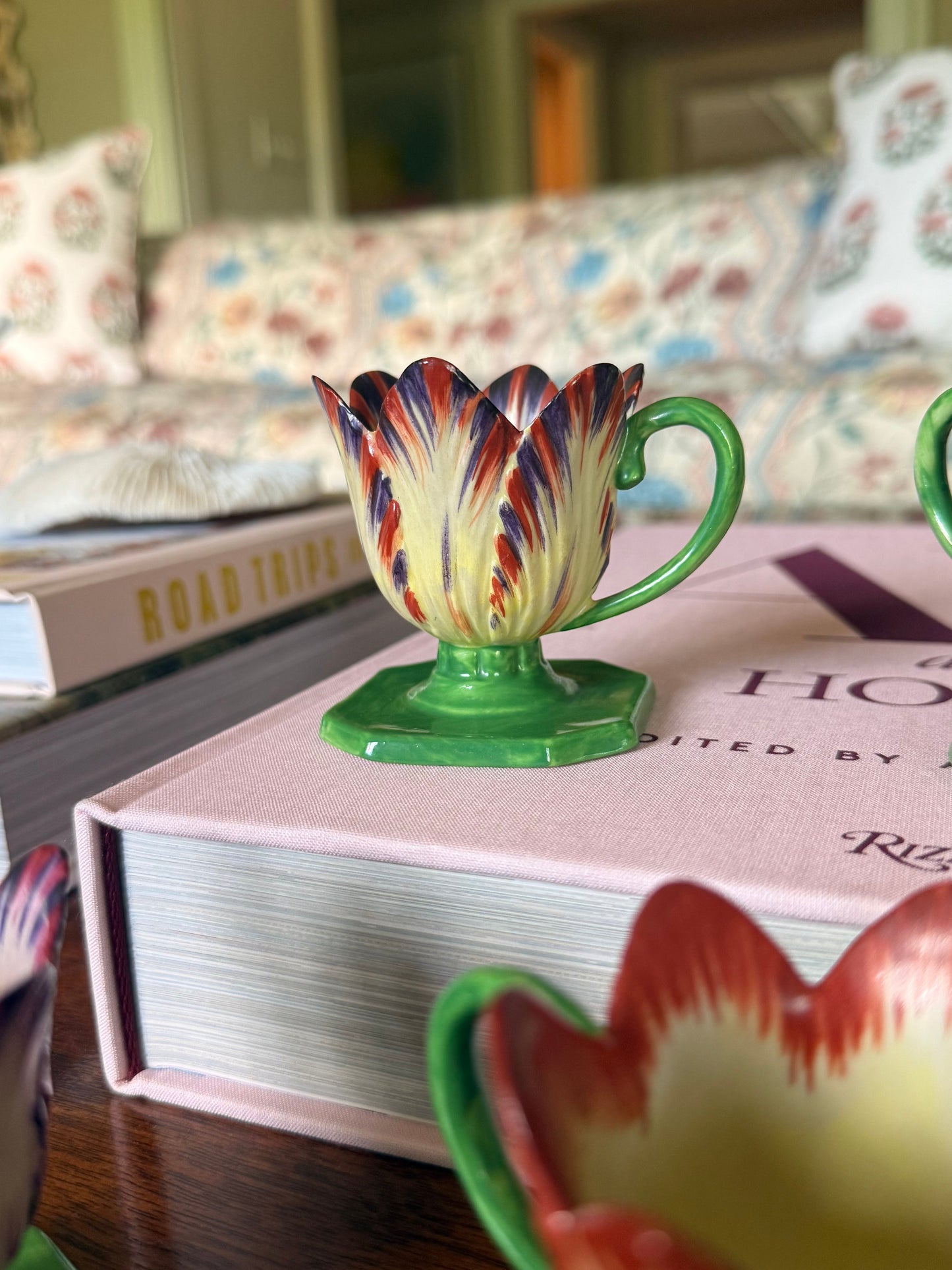 Mottahedeh Historic Charleston Hand-Painted Porcelain Tulip Cups