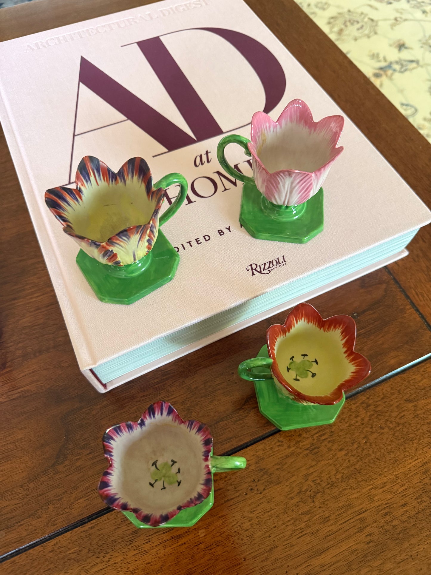 Mottahedeh Historic Charleston Hand-Painted Porcelain Tulip Cups