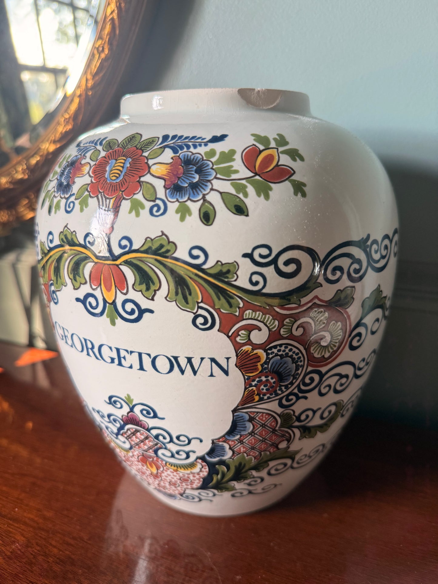 Polychrome Delft Georgetown Tobacco Jar (No Lid)