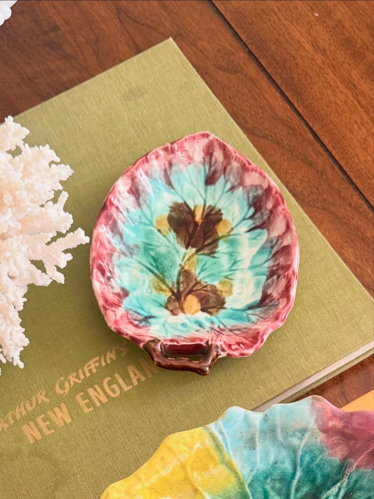 Antique Majolica Leaf